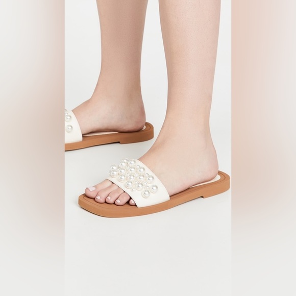 Stuart Weitzman Goldie Pearl Slides - Picture 2 of 10
